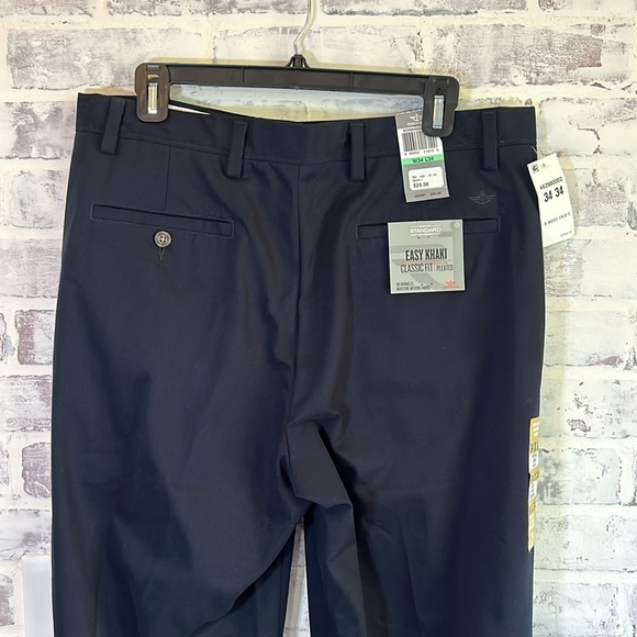 NWT Dockers Men’s Black Easy Khaki Classic Fit Pleated Pants 34 x 34 - Picture 4 of 5
